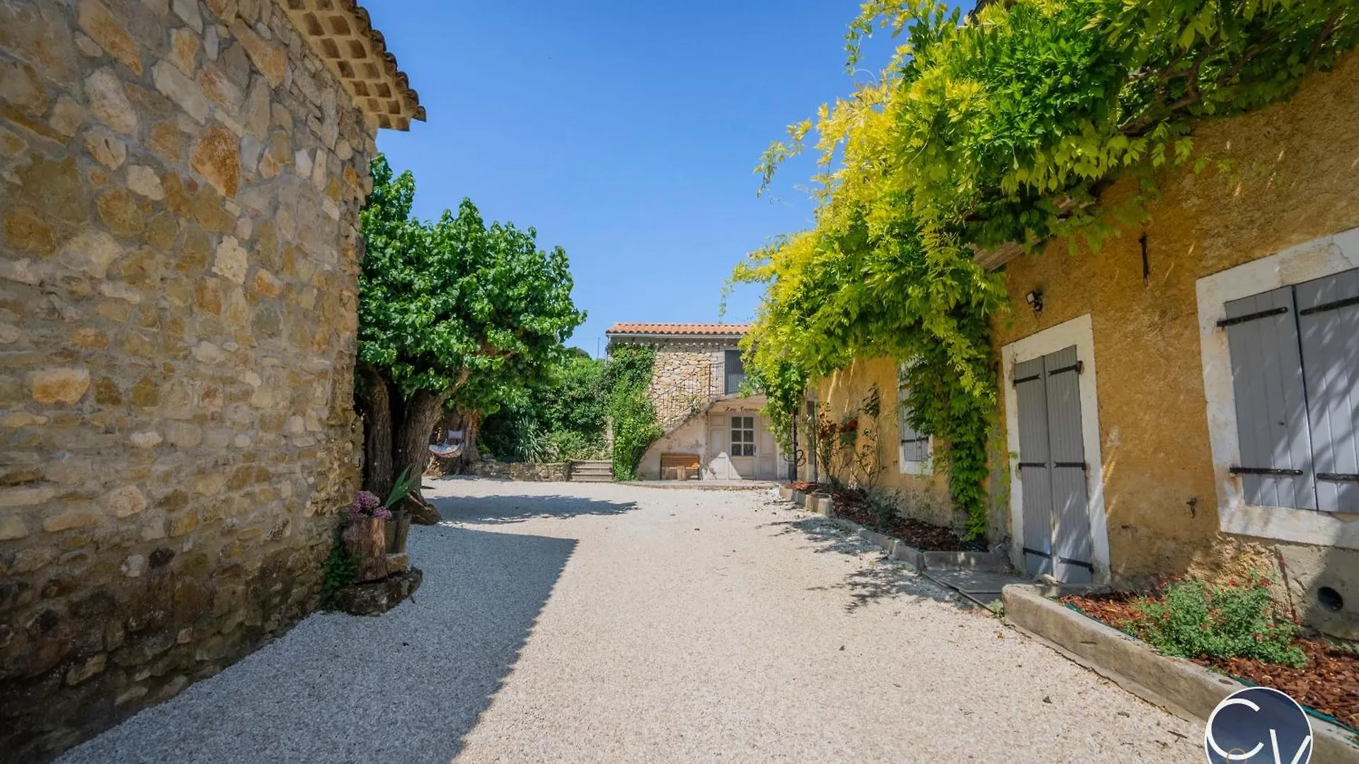 Holiday home Mas Des Glycines Villa Saint-Montan